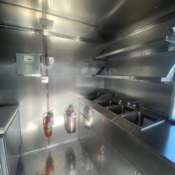 Custom Food Trailer - Image 4