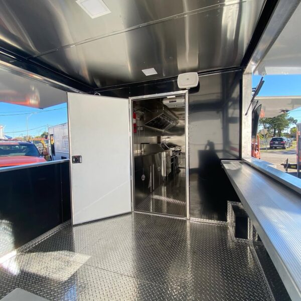 28 tf Trailer Customized - Image 9