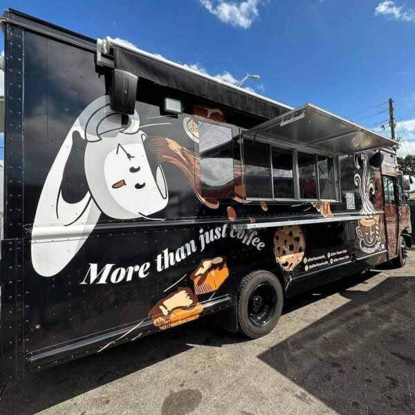 Custom 22ft food Truck - Image 8