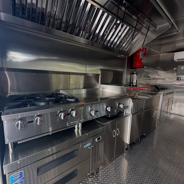 Customize Food Trailer - Image 9