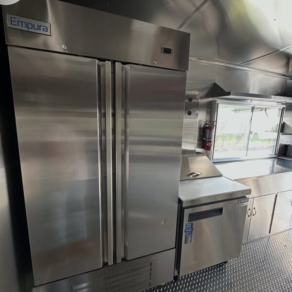 Customize Food Trailer - Image 6