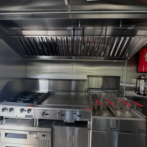 Customize Food Trailer - Image 4