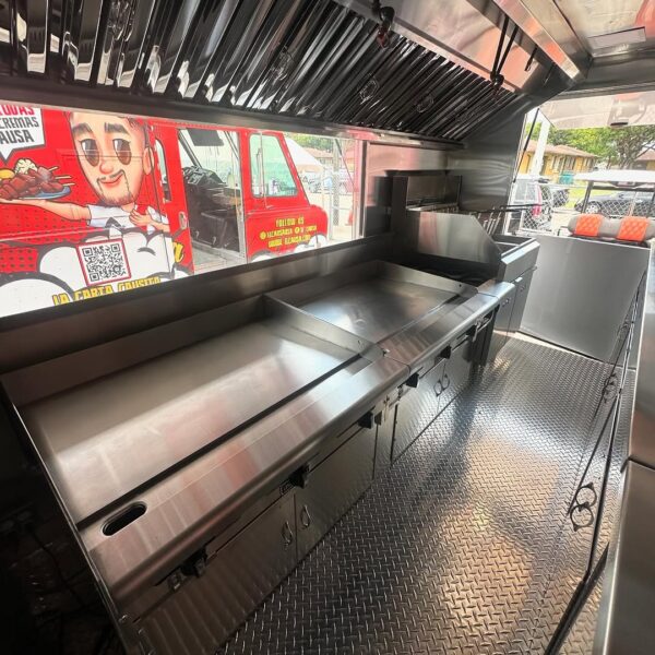 Newly customized Food Truck - Image 6