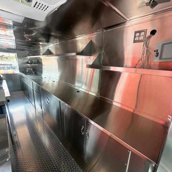 Newly customized Food Truck - Image 5