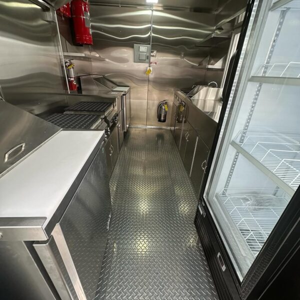 Brand New  Food on wheels - Image 8
