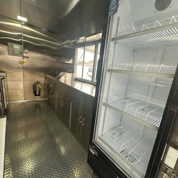 Brand New  Food on wheels - Image 6