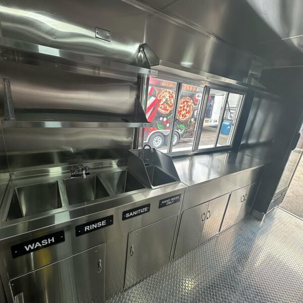 Brand New  Food on wheels - Image 4