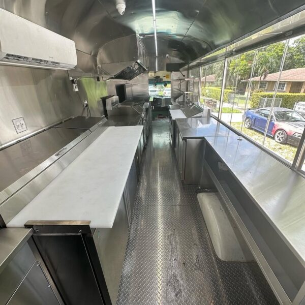 Food Bus - Image 8