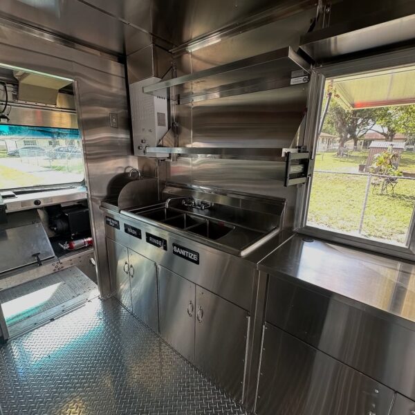 Food Truck - Image 8