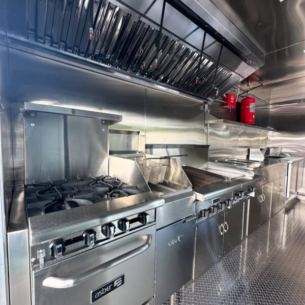 Food Trailer - Image 4