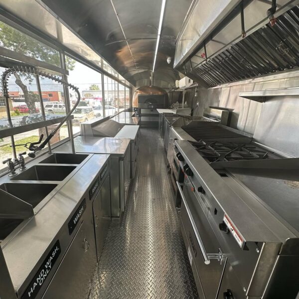 Food Bus - Image 2