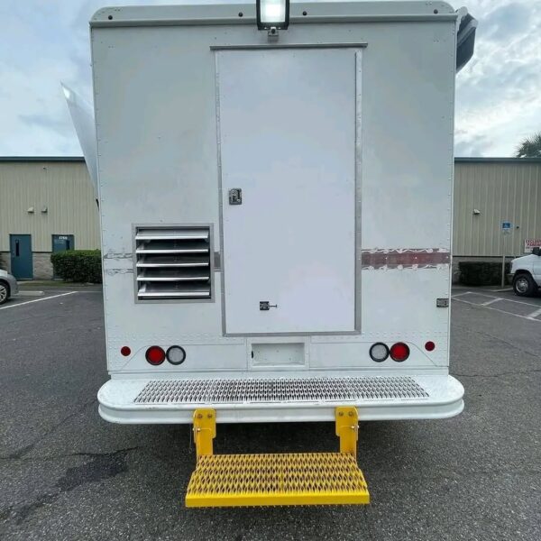 Food Truck - Image 9