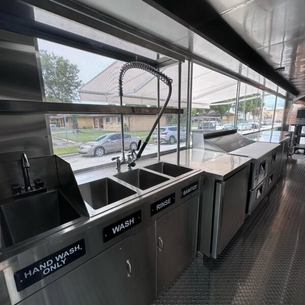 Food Bus - Image 2