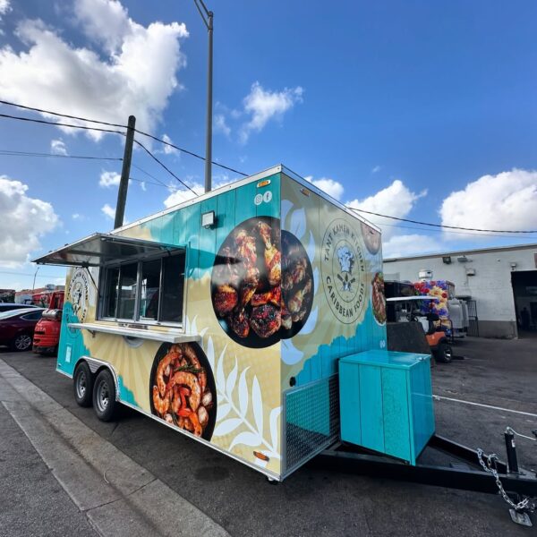 Food Trailer - Image 9