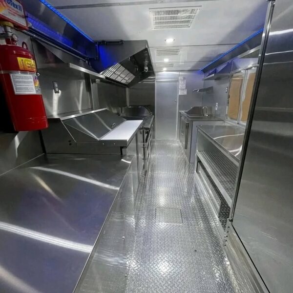 Food Truck - Image 7