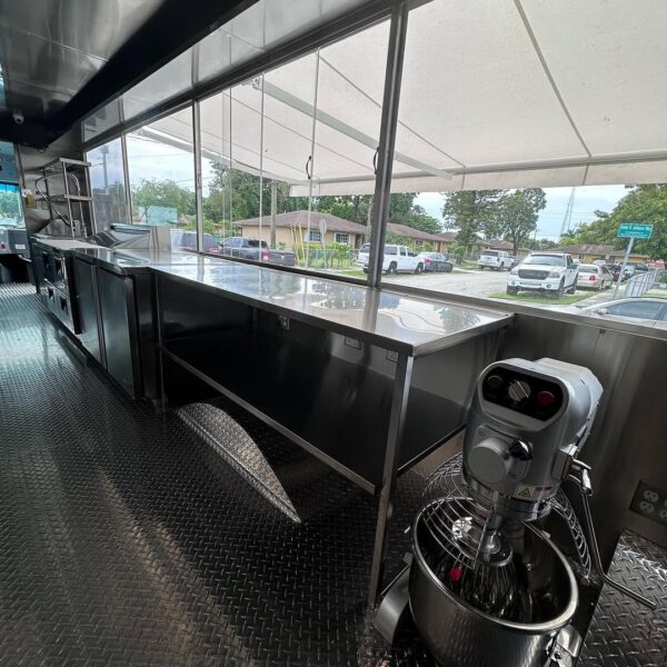 Food Bus - Image 9